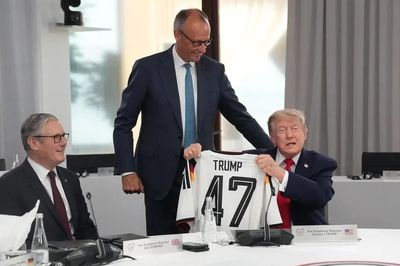 Châu Âu xoay trục ngoại giao với Tổng thống Trump