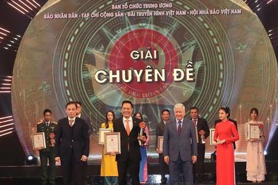 Kỷ nguyên vươn mình, báo chí phải đổi mới!