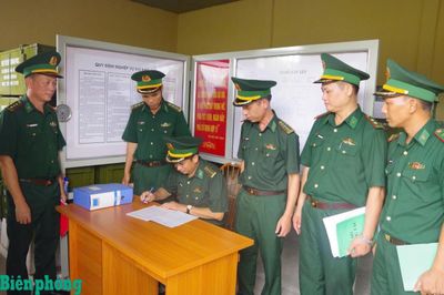 Cục Hậu cần - Kỹ thuật Bộ đội Biên phòng kiểm tra toàn diện Kho Kỹ thuật tổng hợp 102