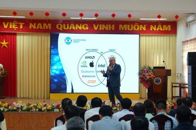 Gần 200 đại biểu dự Hội thảo khoa học quốc tế 'Các vấn đề nghiên cứu về Khoa học kỹ thuật'