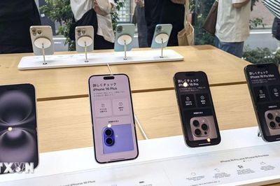 CEO Tim Cook: Apple sẽ tăng giá sản phẩm do thiếu hụt chip nhớ vì AI