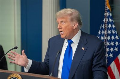 Tổng thống Trump tuyên bố thỏa thuận với Iran 'chưa phải cuối cùng', cảnh báo nối lại không kích