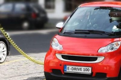 Xe điện pin đối đầu xe điện hydro, ai là kẻ chiến thắng?