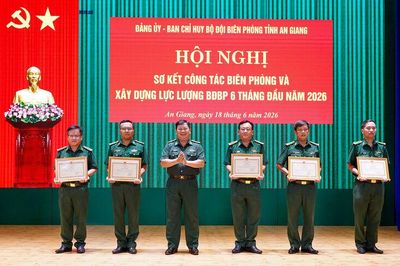 Ban Chỉ huy Bộ đội Biên phòng tỉnh An Giang sơ kết công tác biên phòng 6 tháng đầu năm