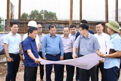 Bắc Ninh: Tập trung giải phóng mặt bằng, đẩy nhanh tiến độ thi công hai dự án giao thông trọng điểm
