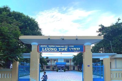 Cấp thiết đầu tư trường trung học phổ thông