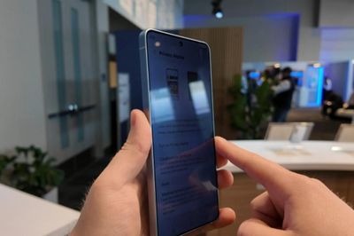 Giải mã công nghệ Privacy Display trên Samsung Galaxy S26 Ultra: Bước ngoặt bảo mật phần cứng