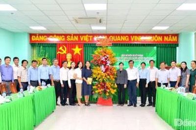 Lãnh đạo tỉnh thăm, chúc mừng Báo và phát thanh, truyền hình Đồng Tháp nhân Ngày Báo chí Cách mạng Việt Nam