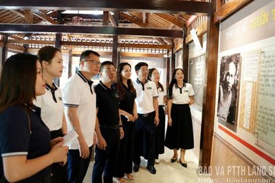 Sáng mãi lửa nghề