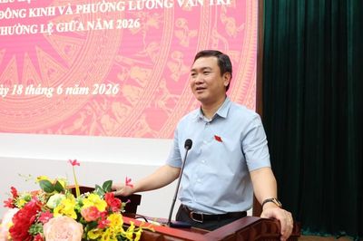 Đại biểu HĐND 2 cấp tiếp xúc cử tri phường Đông Kinh, Lương Văn Tri