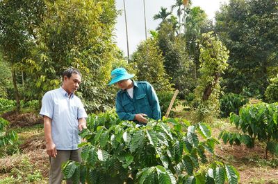 Cán bộ cơ sở đồng hành cùng chủ trương sắp xếp thôn, bon