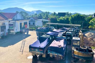 Công an Khánh Hòa liên tiếp tạm giữ nhiều xe tải chở khoáng sản không rõ nguồn gốc