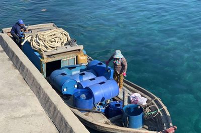 Lý Sơn 'khát' nước ngọt, đe dọa sinh kế của người dân