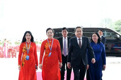 Chủ tịch Quốc hội Trần Thanh Mẫn dự Đại hội đại biểu phụ nữ toàn quốc lần thứ XIV
