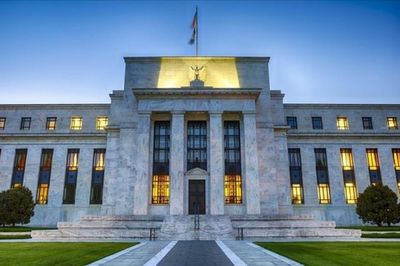 Fed giữ nguyên lãi suất lần thứ 4 liên tiếp