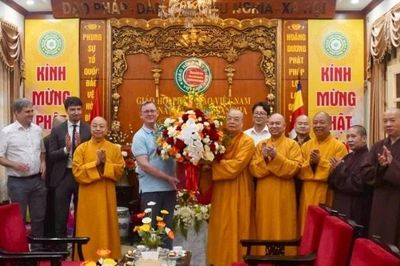 Phó Chủ tịch Quốc hội Đức thăm Trung ương Giáo hội Phật giáo Việt Nam