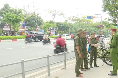 Phường Hai Bà Trưng triển khai mô hình tuần tra 'Ba nhất'