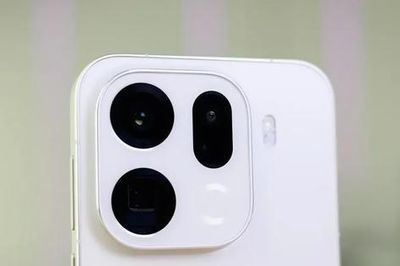 Oppo Find X10 Pro lộ cấu hình 'khủng', pin 8.000 mAh gây chú ý