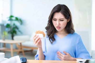 Bác sĩ cảnh báo: 4 loại thực phẩm càng 'nghiện' càng hại thận