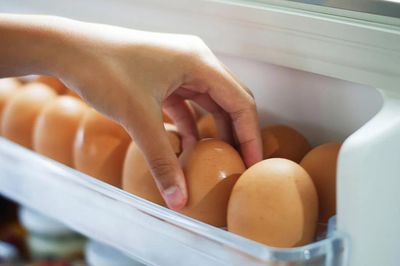 Bảo quản trứng trong tủ lạnh mà theo 5 cách này, trứng chỉ nhanh hỏng hơn