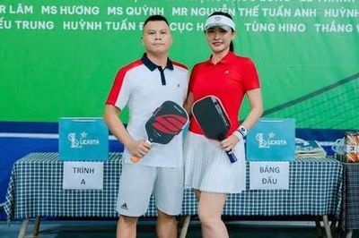 Quảng cáo ngoài trời: Cuộc đua triệu đô và người chọn cách đi khác