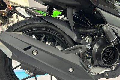 Xe ga 125cc Nhật giá 39 triệu đồng đẹp hoàn hảo, trang bị chẳng kém SH Mode, rẻ ngang Vision hấp dẫn khách hàng