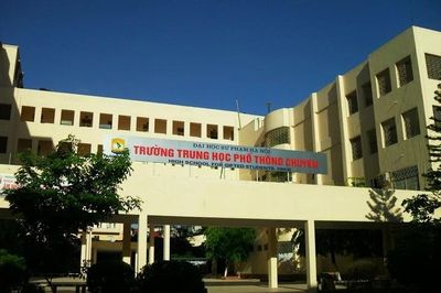 THPT Chuyên ĐH Sư phạm công bố điểm chuẩn lớp 10: Tiếng Anh cao nhất với 22,4 điểm