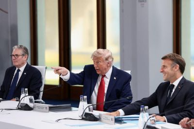 Ông Trump: Khoản thanh toán 300 tỷ USD cho Iran là 'tin giả'
