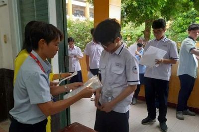 Thành phố Hồ Chí Minh công bố điểm thi lớp 10 công lập
