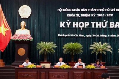 Quyết định nhiều nội dung quan trọng đối với phát triển Thành phố Hồ Chí Minh và đời sống người dân