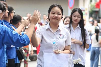 Điểm thi, điểm chuẩn vào lớp 10 trường công lập của Hà Nội năm học 2026-2027