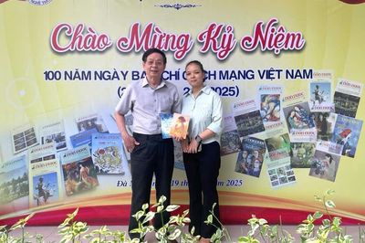 Phía sau một cơn mưa