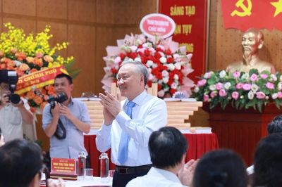 Ra mắt sách 'Xây dựng Chính phủ liêm chính, kiến tạo trong kỷ nguyên mới'