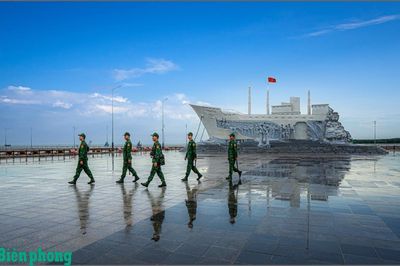 Phía sau mỗi bước chân người lính Biên phòng