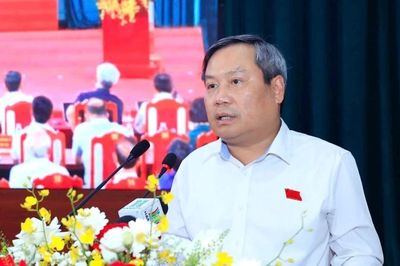 Chủ tịch Hà Nội trả lời về tình trạng ô nhiễm tại bãi rác Xuân Sơn
