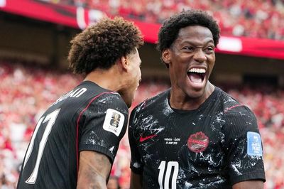 Video bóng đá Canada vs Qatar: Jonathan David lập hat-trick