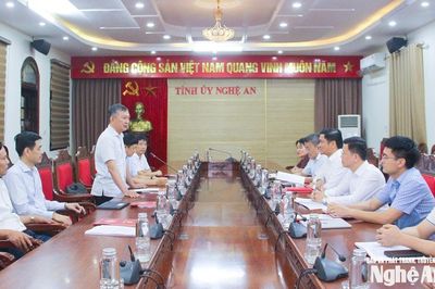 Văn phòng Trung ương Đảng khảo sát, làm việc tại Nghệ An về vận hành hệ thống chính trị