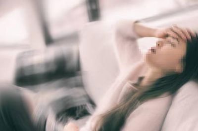 Người phụ nữ 41 tuổi tử vong vì thói quen uống 2 loại nước 'vạn người mê' vào ban đêm