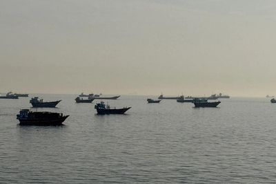 Đàm phán hạt nhân Mỹ - Iran bị hoãn, eo biển Hormuz đối mặt nguy cơ đóng cửa trở lại