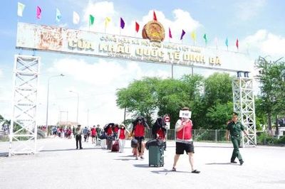 Đồng Tháp: Tiếp nhận 86 công dân Việt Nam do phía Campuchia trao trả