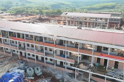 90 ngày đêm đưa 7 trường nội trú vùng biên về đích