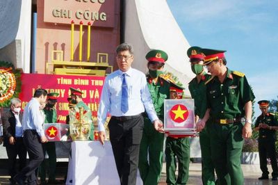 Kỳ cuối: Tri ân những người anh hùng