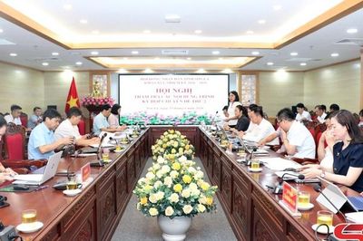 Thẩm tra các nội dung trình Kỳ họp chuyên đề lần thứ 2 HĐND tỉnh Sơn La khóa XVI