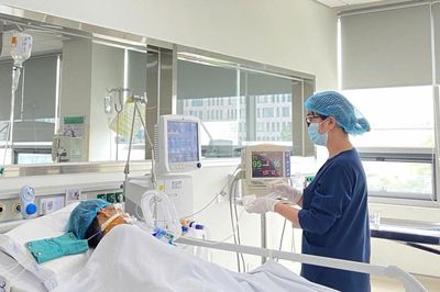 Cảnh báo nguy cơ nhiễm trùng nặng ở người dùng thuốc ức chế miễn dịch