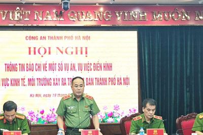 Giám đốc Công an Hà Nội trực tiếp thông tin về vụ án 'mua bán kỳ nghỉ'