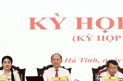 Hà Tĩnh: HĐND tỉnh thông qua 3 nghị quyết quan trọng tại kỳ họp chuyên đề