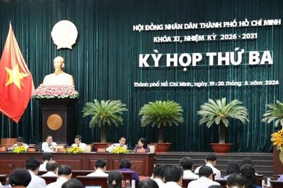 Kỳ họp thứ Ba, HĐND thành phố Hồ Chí Minh Khơi thông nguồn lực phát triển từ loạt quyết sách về hạ tầng, an sinh