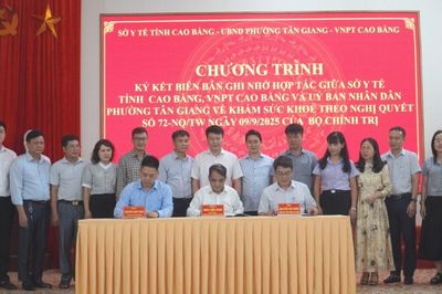 Ký kết Biên bản ghi nhớ hợp tác về khám sức khỏe theo Nghị quyết số 72-NQ/TW, ngày 09/9/2025 của Bộ Chính trị