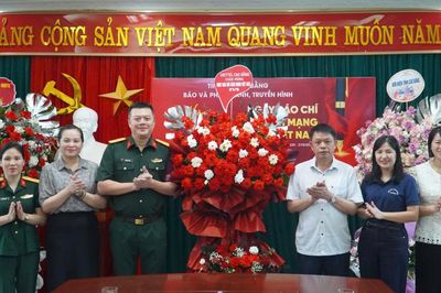 Các cơ quan, đơn vị, địa phương chúc mừng Báo và Phát thanh, Truyền hình Cao Bằng nhân Ngày Báo chí Cách mạng Việt Nam 21/6