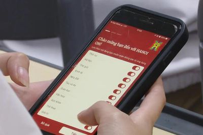 3 bước tra cứu điểm thi lớp 10 Hà Nội trên ứng dụng iHanoi